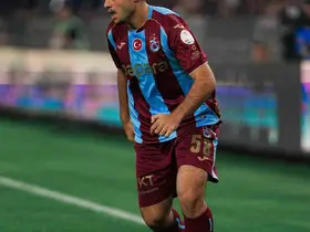Trendyol Süper Lig: Trabzonspor: 3 - Gençlerbirliği: 0 (İlk yarı)
