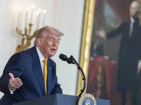 Trump: "(Leyen ile görüşme) İran’ın milyonları öldürebilecek bir bombayı kontrol edemeyeceği konusunda hemfikirdik"
