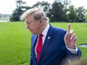 Trump, Rusya’ya yönelik bazı yaptırımları askıya aldı

