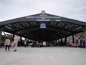 Tuhafiyeciler temiz ve nezih pazaryerine kavuştu
