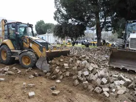 Turgutlu Belediyesi Fen İşleri ekiplerinden eş zamanlı çalışma
