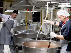 Turgutlu’da "Sofralara aş olalım" kampanyası başladı
