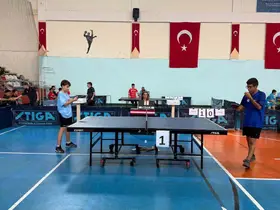 Türkiye’nin genç masa tenisçileri Hopa’da şampiyonluk için yarışıyor
