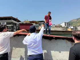 Türkiye’yi gezen "İntiharkolik" yine sahnede: 242’nci intihar girişimini Şemdinli’de denedi
