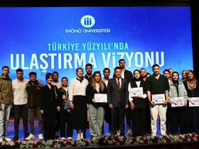 Ulaştırma ve Altyapı Bakan Yardımcısı Boyraz, öğrencilerle buluştu
