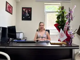 Uludere’de ilk kadın ilçe Sağlık Müdürü göreve başladı

