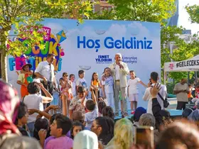 Ümraniye’de yaz boyu düzenlenen Çocuk Festivali 44 bin 500 kişiyi bir araya getirdi
