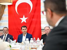 Uşak’ta emniyet mensuplarına rütbe terfi ve plaket töreni
