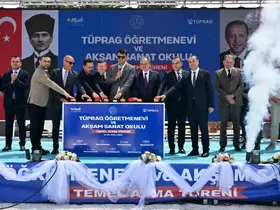 Uşak’ta inşa edilecek öğretmenevi ve akşam sanat okulunun temeli atıldı
