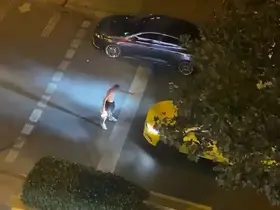 Uyuşturucu kullandığı iddia edilen şahıs evleri taşladı
