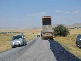 Uzgörür’de asfalt ve altyapı çalışmaları sürüyor
