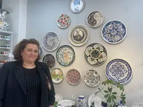 Üzümden ilham aldı, çini atölyesi açtı
