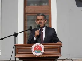 Vali Ekici: "Bir çocuk okula gitmiyorsa, Dicle’de kuzuyu kurda kaptırmışız demektir"
