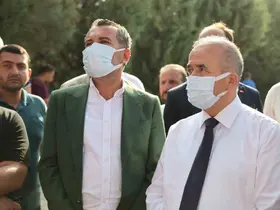 Vali Hatipoğlu yangın bölgesinde: "İlk tespitlere göre 5 işçimiz hafif düzeyde yaralandı"
