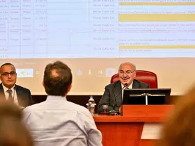 Vali Köşger: "Asıl sorun sahipsiz hayvanlar değil sahiplilerin terk edilmesi"
