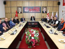 Vali Küçük, 112 Acil Çağrı Merkezi’nde incelemelerde bulundu

