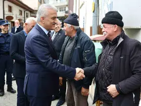Vali Makas esnaf ile hasbihal etti
