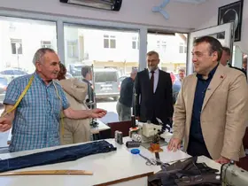 Vali Sözer esnaf ve vatandaşla bir araya geldi
