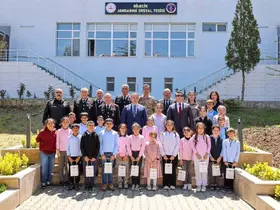 Vali Sözer, öğrencilerle bir araya geldi
