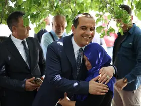 Vali Taşolar Tuzluca’da vatandaşlarla bir araya geldi
