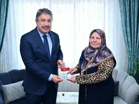 Vali Yılmaz, Merhum Kıbrıs Gazisi Tınmaz’ın ailesine taziye ziyaretinde bulundu
