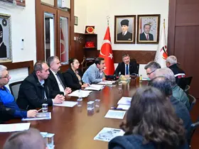Vali Yılmaz, vatandaşların talep, öneri ve sorunlarını dinledi
