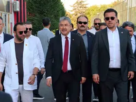 Vali Yılmaz ve Milletvekili Hatipoğlu, Eskişehirspor’u ziyaret etti
