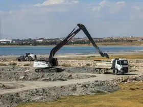 Van Gölü’nde 2 milyon 86 bin metreküp dip çamuru temizlendi
