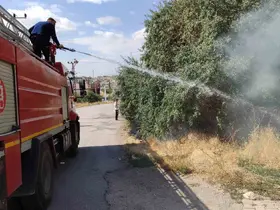 Van’da bahçedeki yangın söndürüldü
