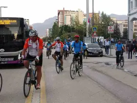 Van’da bisikletliler Avrupa Hareketlilik Haftası için pedal çevirdi
