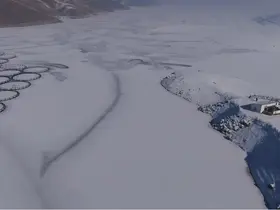 Van’da Sibirya soğukları: Dev barajlar buz tuttu
