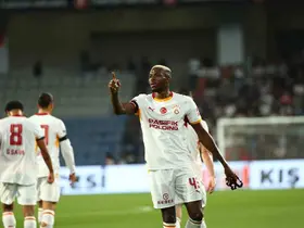 Victor Osimhen bu sezonki 6. golünü kaydetti
