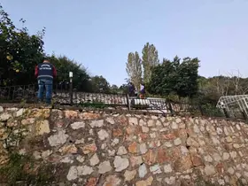 Villada yarım milyonluk paneller çalındı
