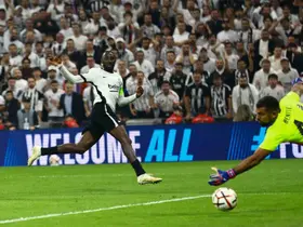 Wilfred Ndidi, ilk golünü attı
