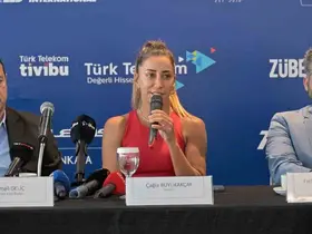 WTA 125 Türk Telekom Ankara Open açılış toplantısında basın mensuplarıyla buluştu

