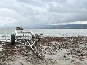 Yağışlara rağmen Sapanca Gölü’ndeki su seviyesi kritik eşikte

