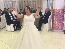 Yağmur’un gelinlik hayali gerçek oldu
