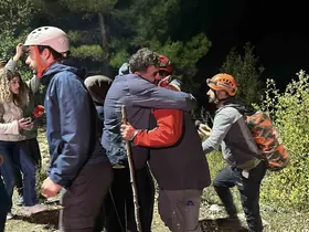 Yazılı Kanyon’da mahsur kalanlara dron ile ulaştırılan telsiz, kurtuluşun habercisi oldu
