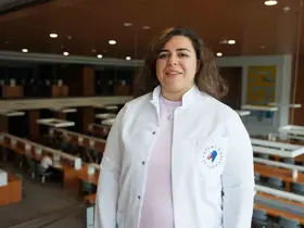 Yazın serinlerken diş sağlığınızı tehlikeye atmayın

