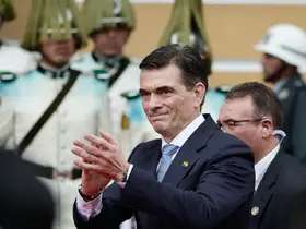 Yeni Bolivya Devlet Başkanı Paz yemin ederek göreve başladı
