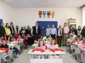 Yeni eğitim yılında Kaymakam Öztürk öğrencilerle buluştu

