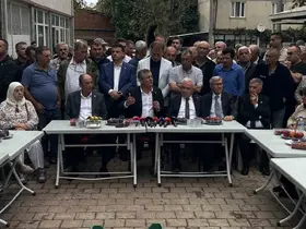 Yeni Parti Genel Başkanı Özel, Bursa’da çiftçilerle bir araya geldi

