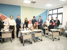 Yenişehir’de üniversite adaylarına 3 bin kitap desteği
