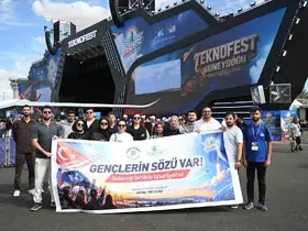 Yeşilyurt Belediyesi’nden gençlere TEKNOFEST gezisi

