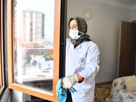 Yeşilyurt’ta büyükler baş tacı olmaya devam ediyor
