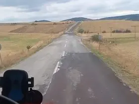 Yol durumunu ve kazaları anlatırken kazaya tanıklık etti
