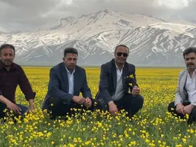 Yüksekova’da iki mevsim bir arada yaşanıyor
