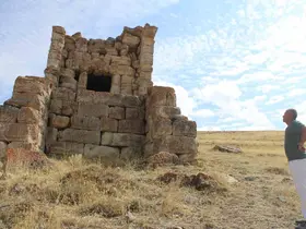 Yüzyıllardır ayakta, mahalleli yok olmamasını istiyor
