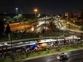 Zeytinburnu’nda iki tramvayın çarpıştığı kaza yeri havadan görüntülendi
