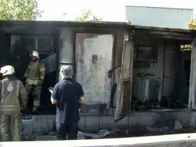 Zeytinburnu’nda trafo alevlere teslim oldu
